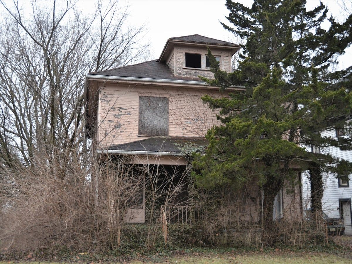 Single Family in Montello